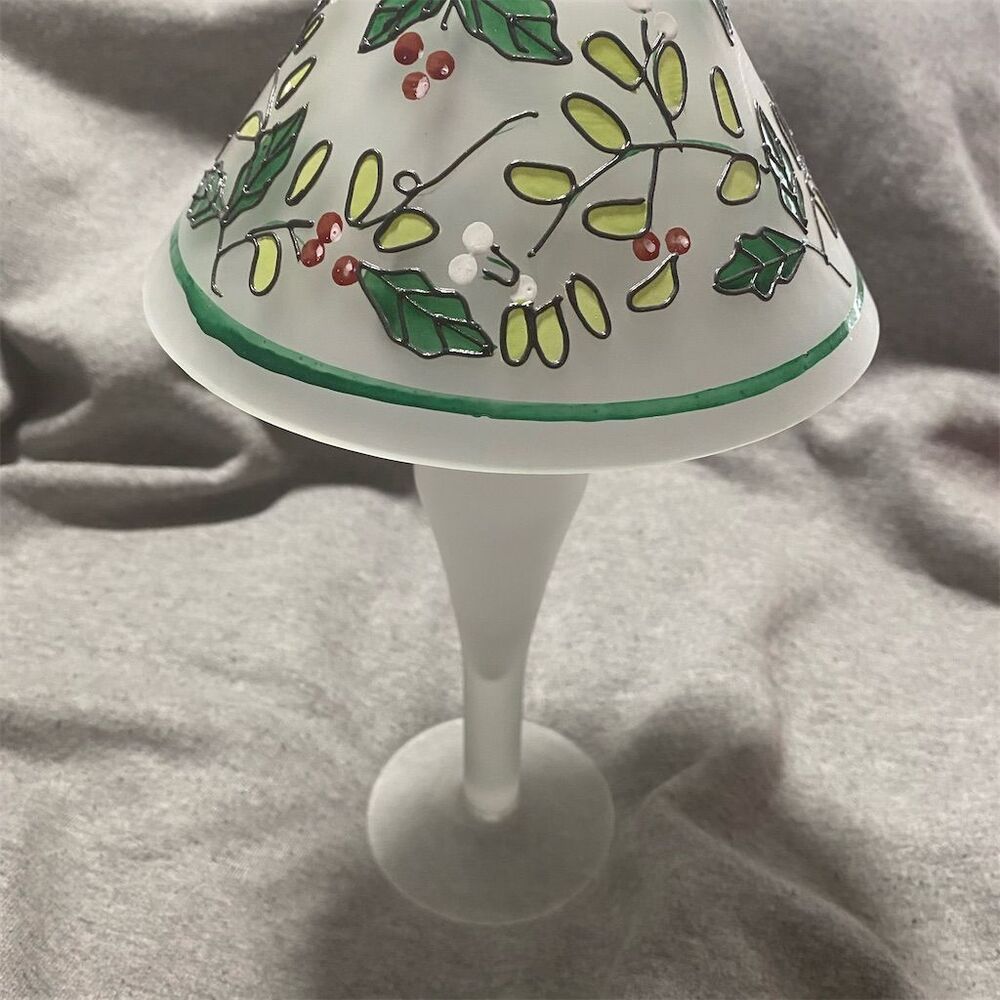 Pfaltzgraff Winterberry Glass Buffet Tea Lamp Frosted Base Decor Shade